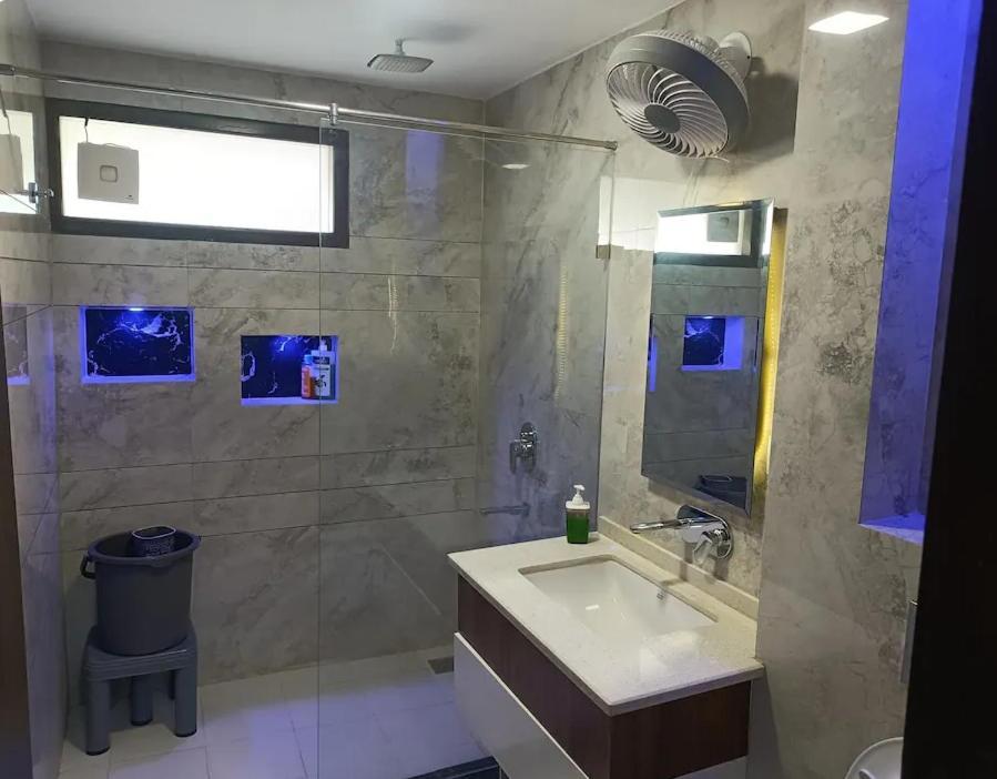 Homistay 1 Bhk بانتشكولا الغرفة الصورة